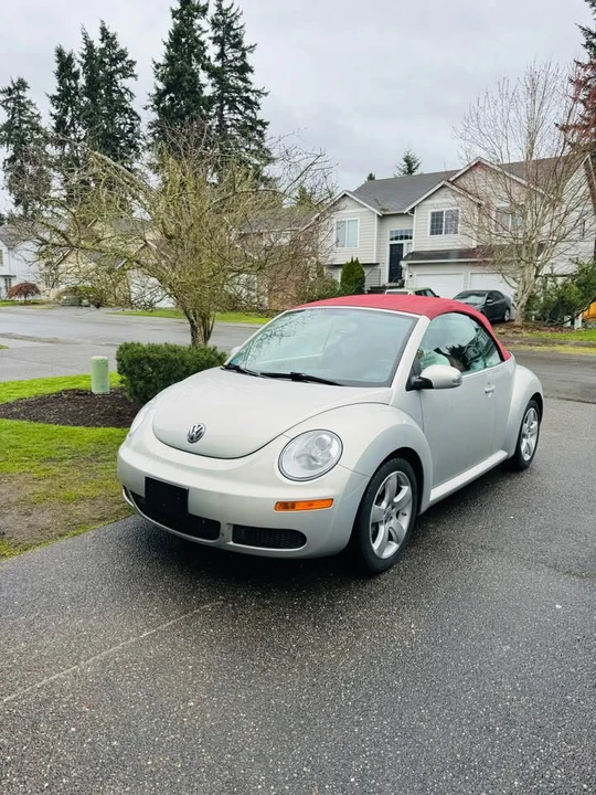 2009 Volkswagen New Beetle - Image 5 of 6