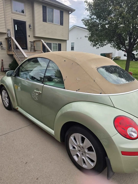 2009 Volkswagen New Beetle - Image 3 of 10