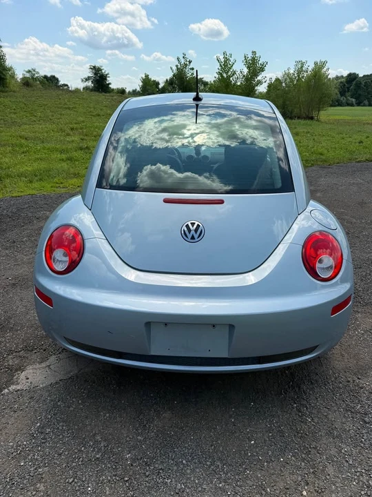 2009 Volkswagen New Beetle - Image 7 of 9
