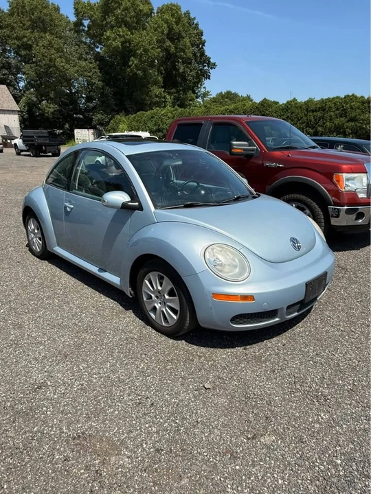 2009 Volkswagen New Beetle - Image 5 of 9