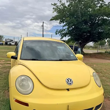 2009 Volkswagen Beetle 2.0T S Hatchback 2D