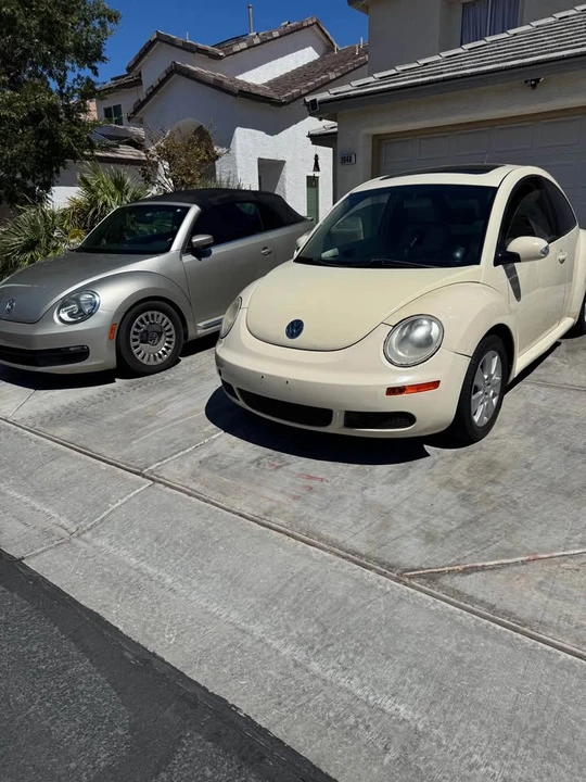 2009 Volkswagen New Beetle - Image 3 of 17