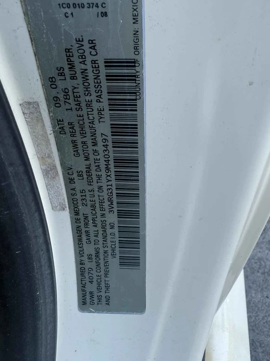2009 Volkswagen New Beetle - Image 13 of 18