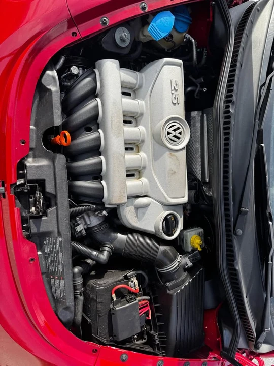 2009 Volkswagen New Beetle - Image 7 of 12