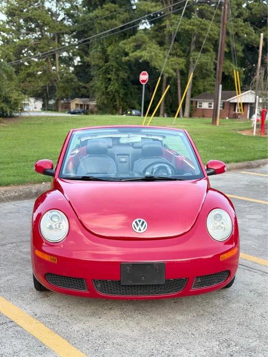2009 Volkswagen New Beetle - Image 8 of 16
