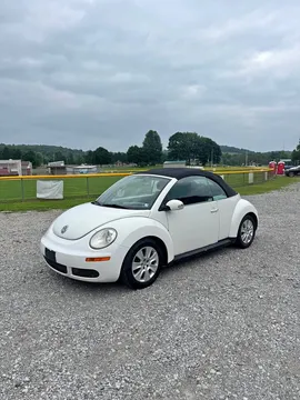 2009 Volkswagen Beetle 2.5L Convertible 2D