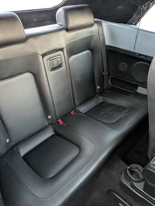 2009 Volkswagen New Beetle - Image 7 of 12