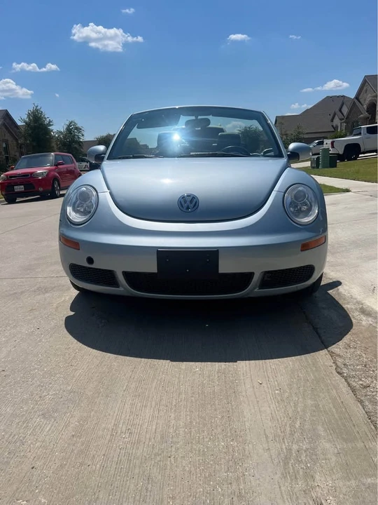 2009 Volkswagen New Beetle - Image 8 of 19