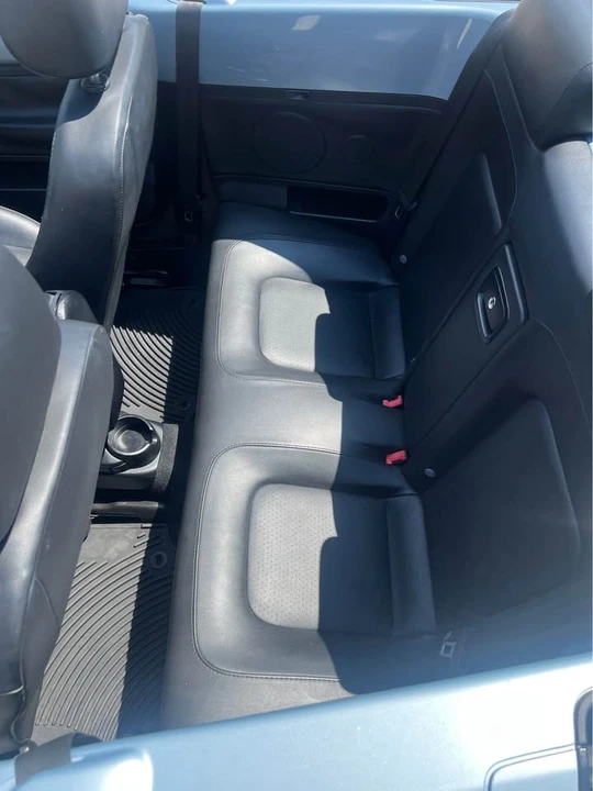 2009 Volkswagen New Beetle - Image 14 of 19