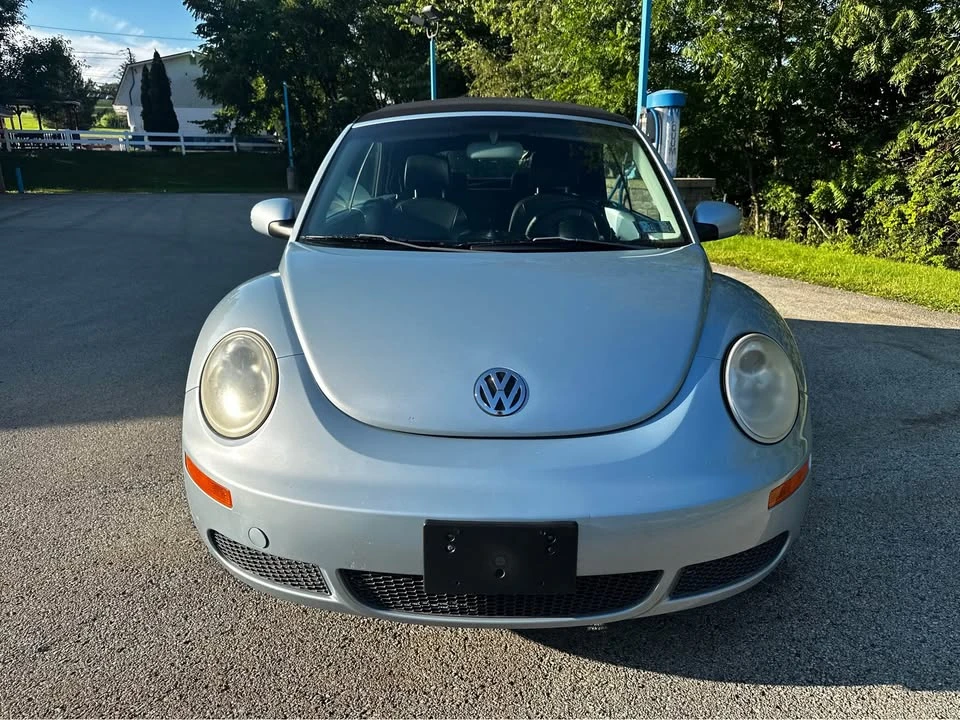 2009 Volkswagen New Beetle - Image 3 of 20