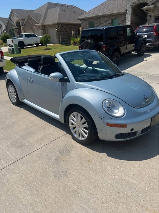 2009 Volkswagen New Beetle - Image 5 of 19