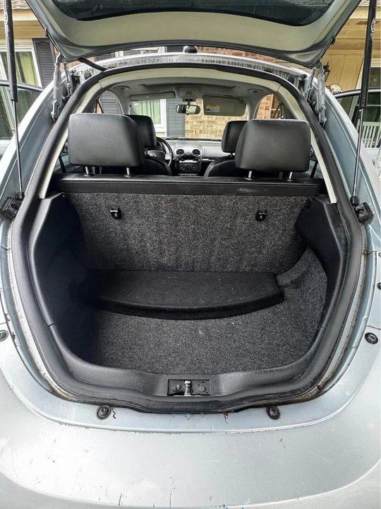 2009 Volkswagen New Beetle - Image 8 of 8