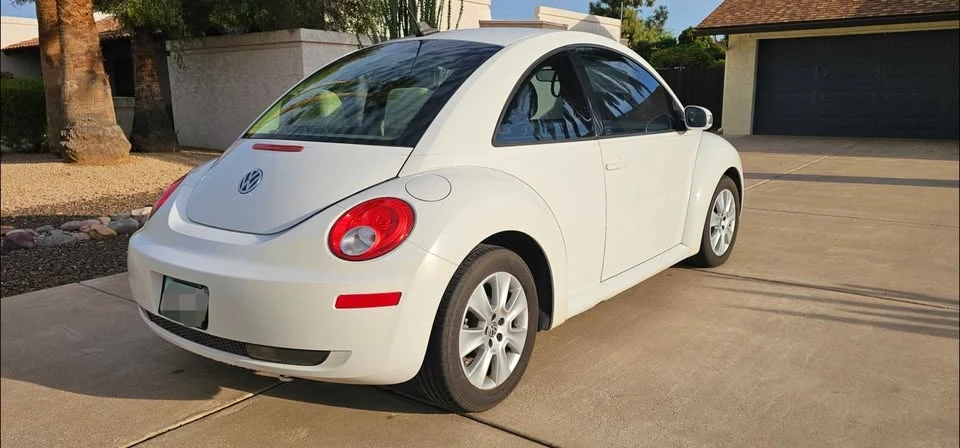 2009 Volkswagen New Beetle - Image 7 of 19