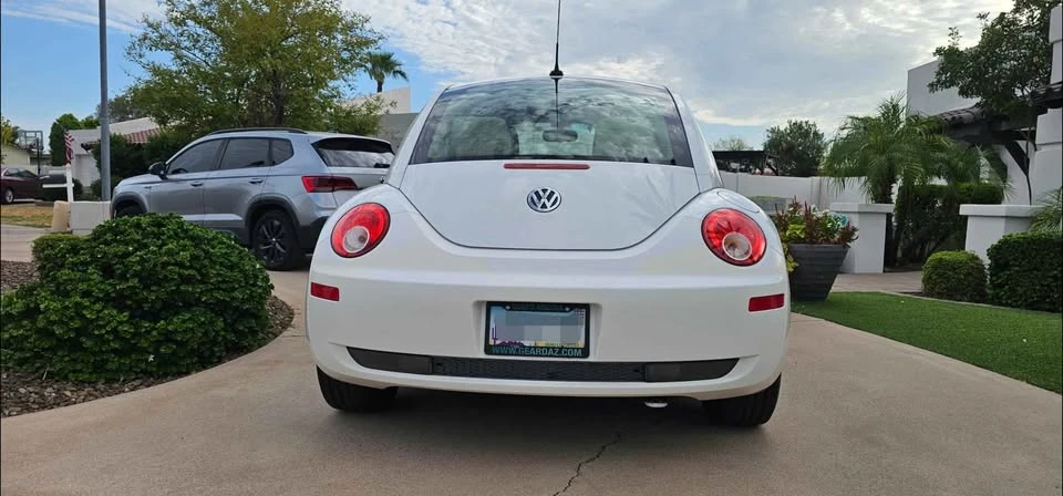 2009 Volkswagen New Beetle - Image 8 of 19