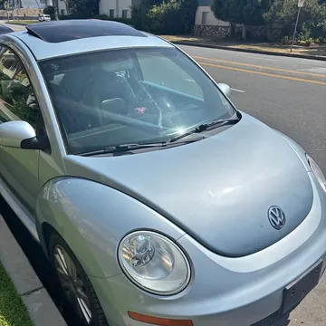 2009 Volkswagen Beetle 2.5L Hatchback