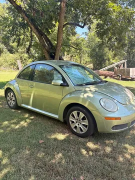 2009 Volkswagen Beetle 2.5L Hatchback 2D