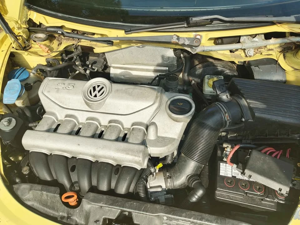 2009 Volkswagen New Beetle - Image 11 of 11