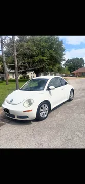 2009 Volkswagen Beetle 2.5L Hatchback 2D