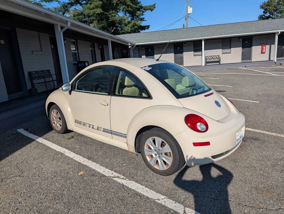 2009 Volkswagen New Beetle - Image 4 of 4