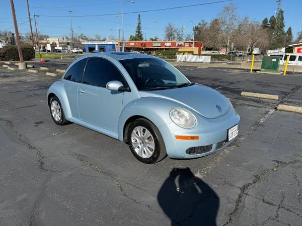 2009 Volkswagen New Beetle - Image 6 of 13