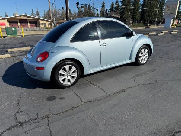 2009 Volkswagen New Beetle - Image 4 of 13
