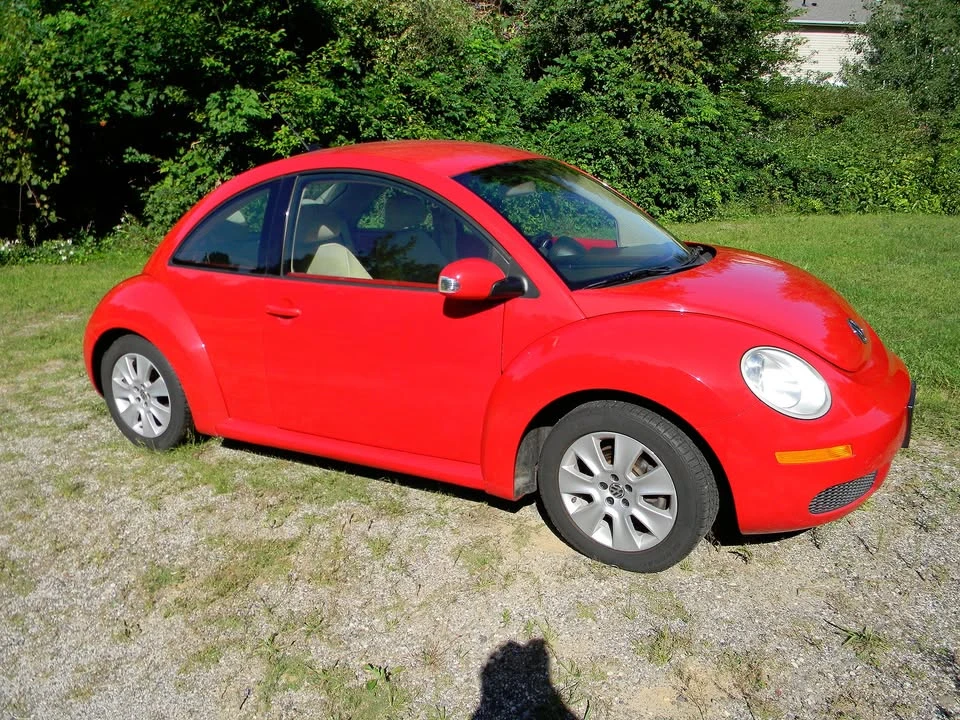 2009 Volkswagen New Beetle - Image 10 of 10