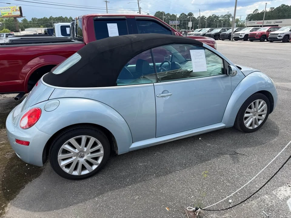 2009 Volkswagen New Beetle - Image 5 of 6