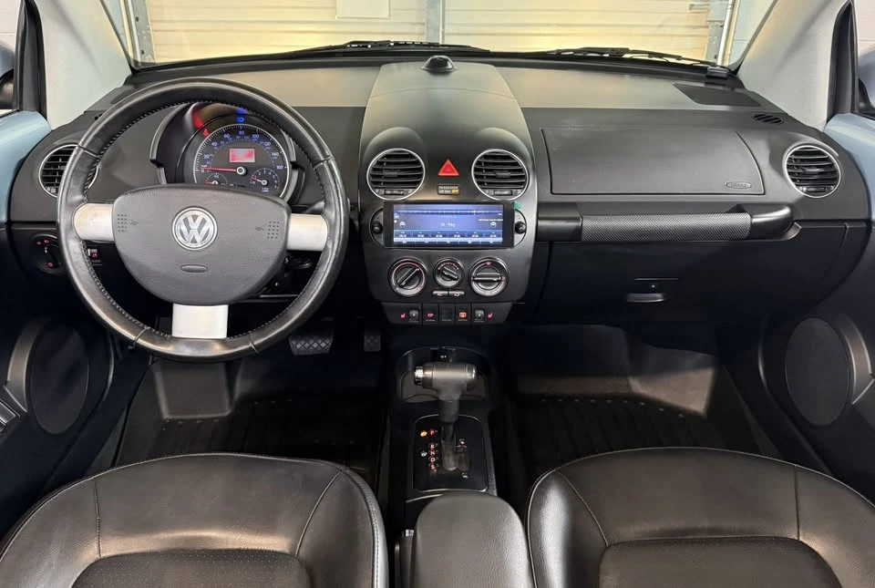 2009 Volkswagen New Beetle - Image 12 of 20