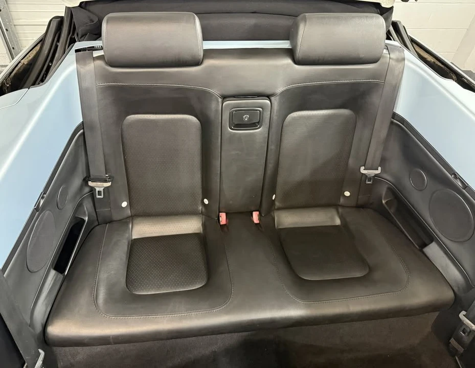 2009 Volkswagen New Beetle - Image 18 of 20