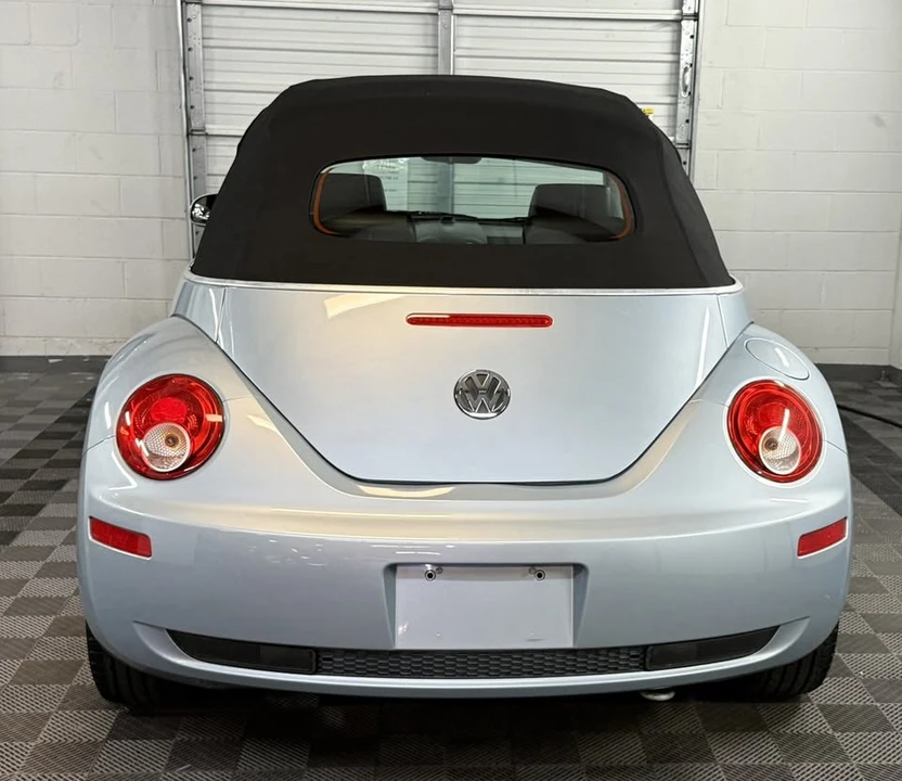 2009 Volkswagen New Beetle - Image 8 of 20