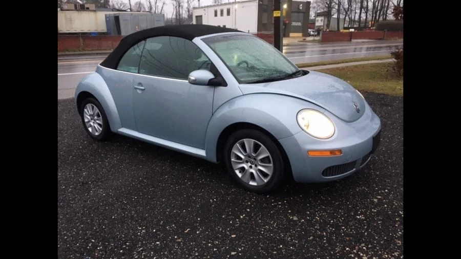2009 Volkswagen New Beetle - Image 8 of 8