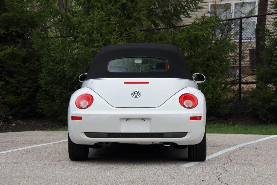 2009 Volkswagen New Beetle - Image 5 of 26