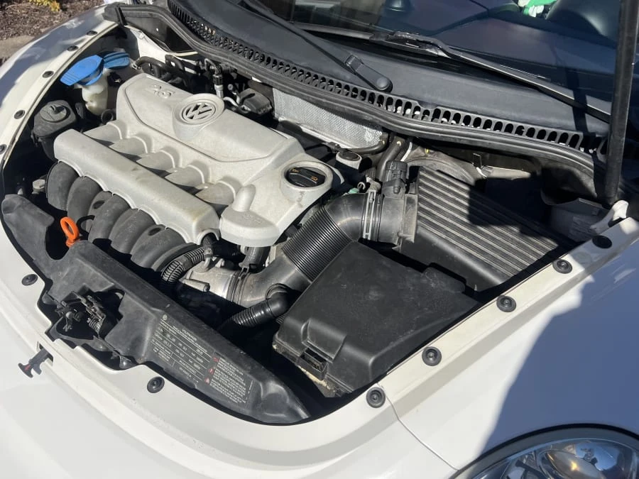 2009 Volkswagen New Beetle - Image 11 of 11