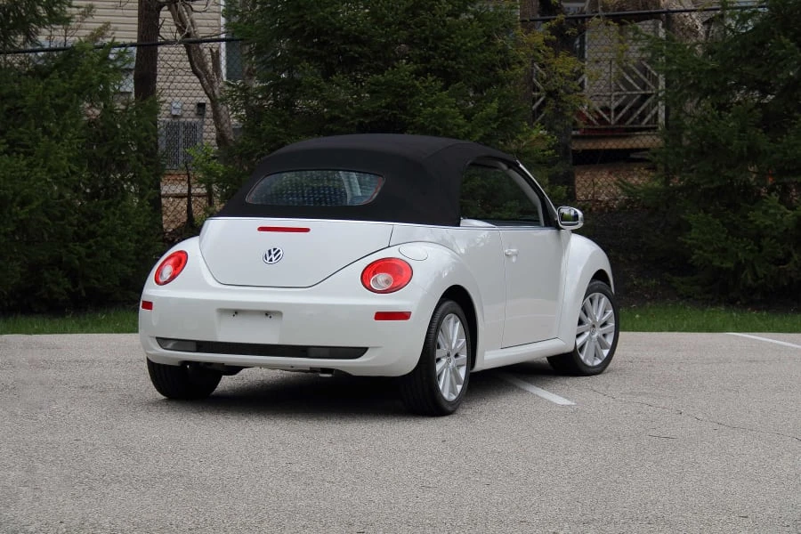 2009 Volkswagen New Beetle - Image 3 of 26