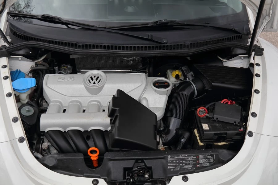 2009 Volkswagen New Beetle - Image 23 of 26