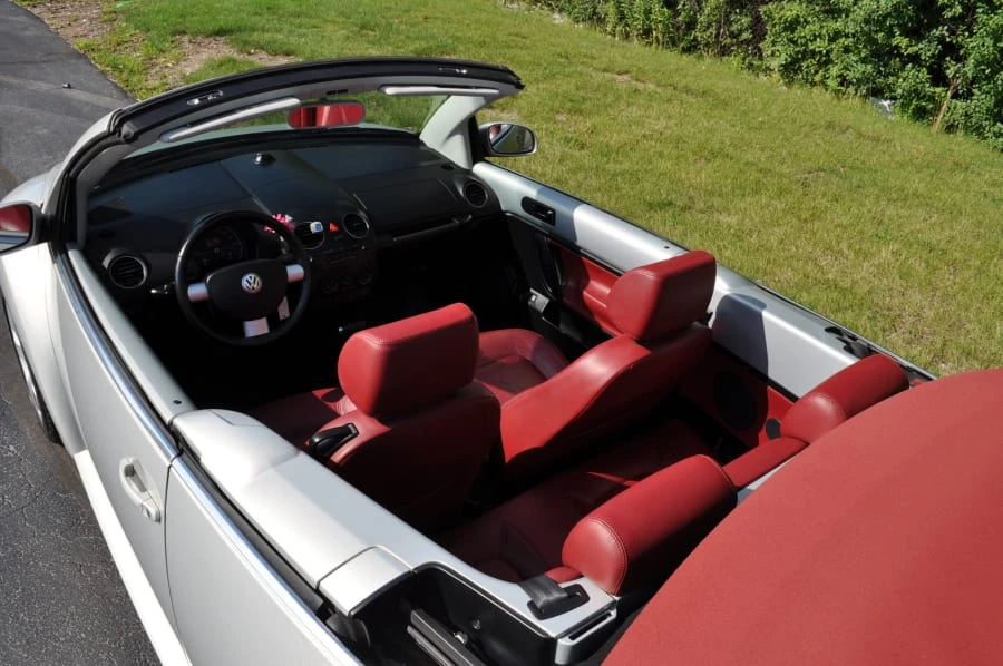 2009 Volkswagen New Beetle - Image 3 of 11
