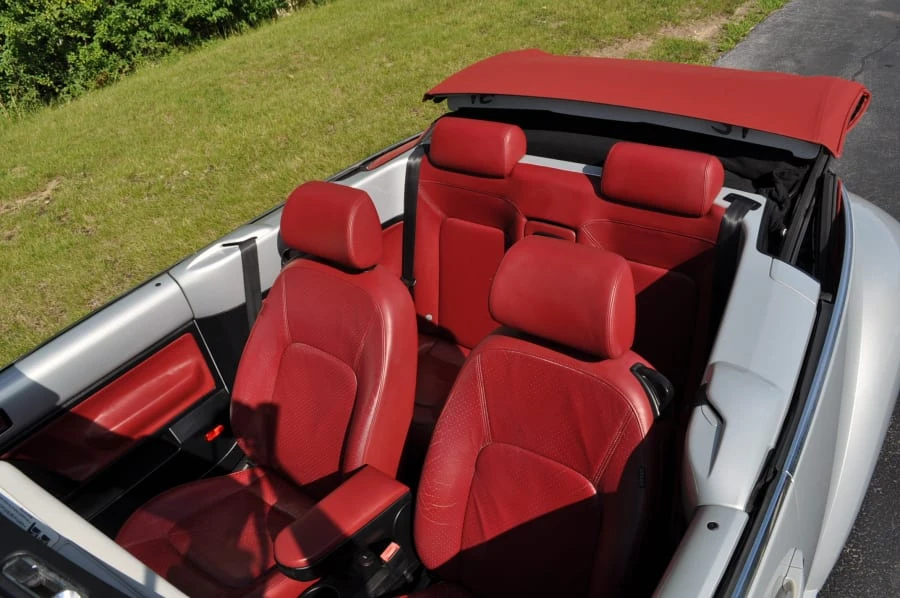 2009 Volkswagen New Beetle - Image 5 of 11