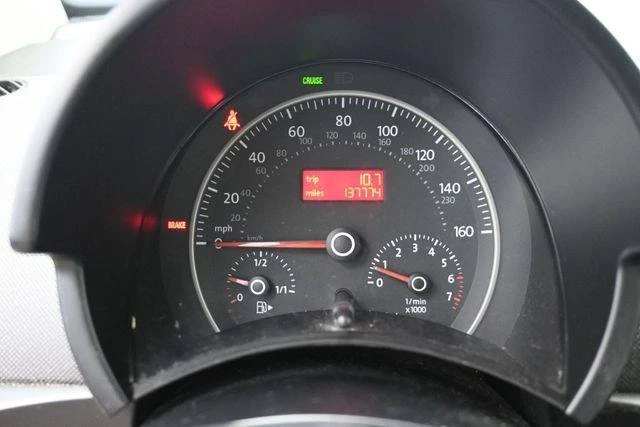 2009 Volkswagen New Beetle - Image 16 of 20