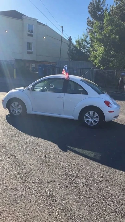2009 Volkswagen New Beetle - Image 7 of 16