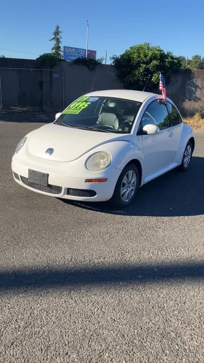 2009 Volkswagen New Beetle - Image 9 of 16