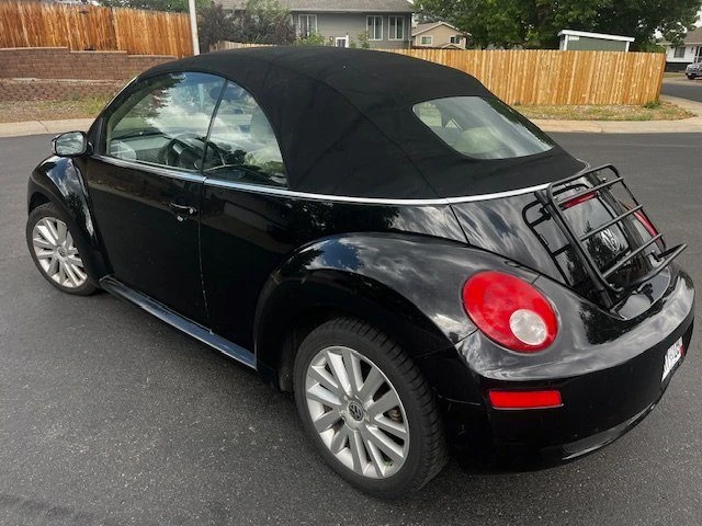 2009 Volkswagen New Beetle - Image 2 of 9