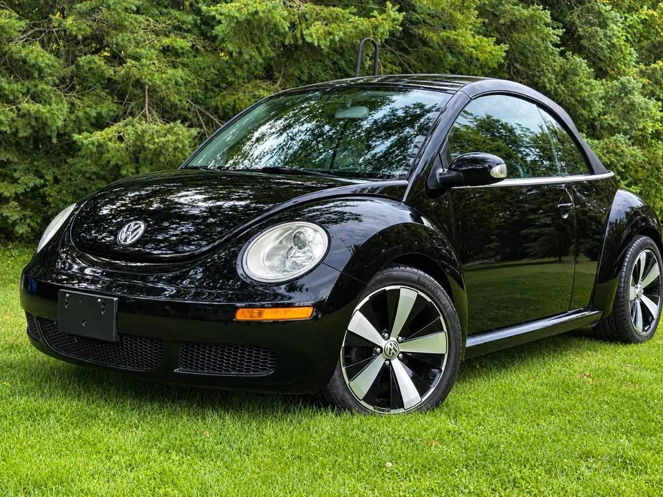 2009 Volkswagen New Beetle - Image 4 of 10