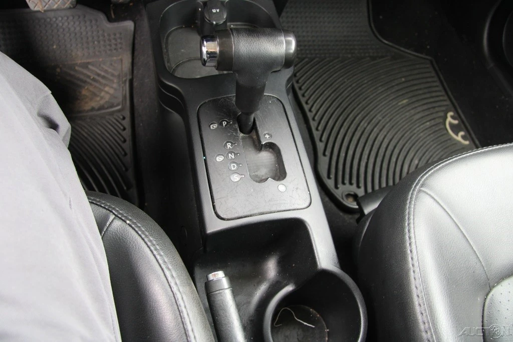 2009 Volkswagen New Beetle - Image 19 of 21