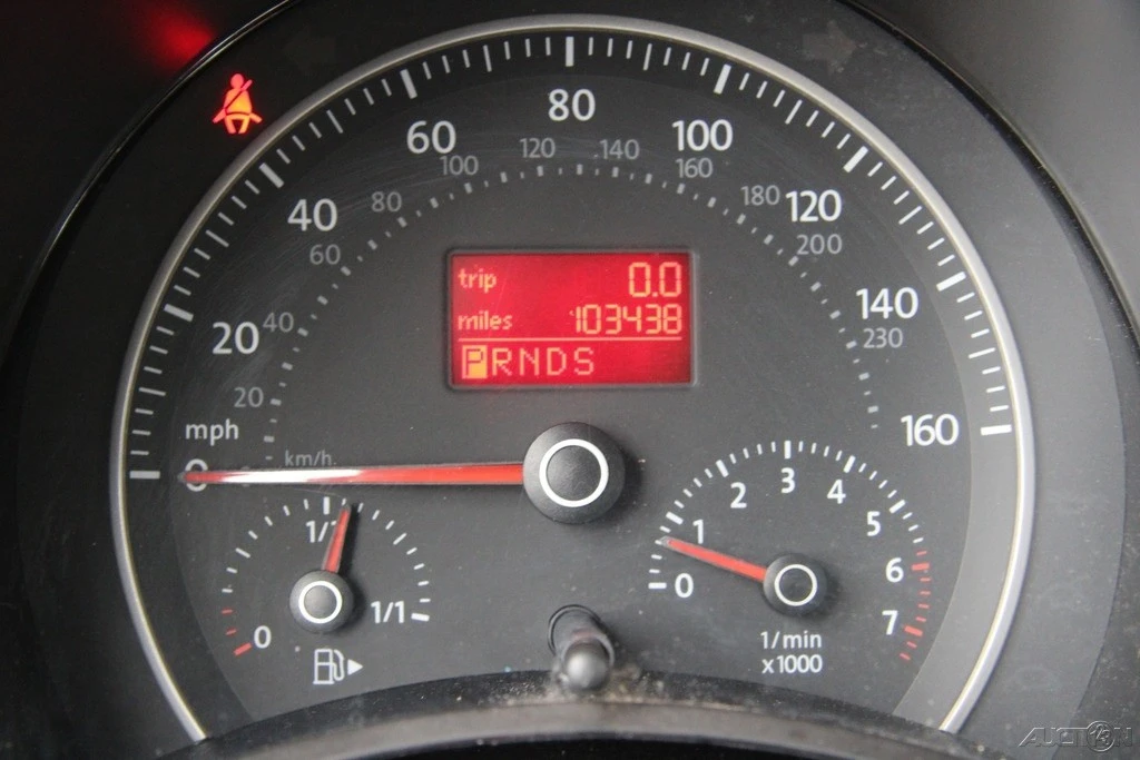 2009 Volkswagen New Beetle - Image 16 of 21