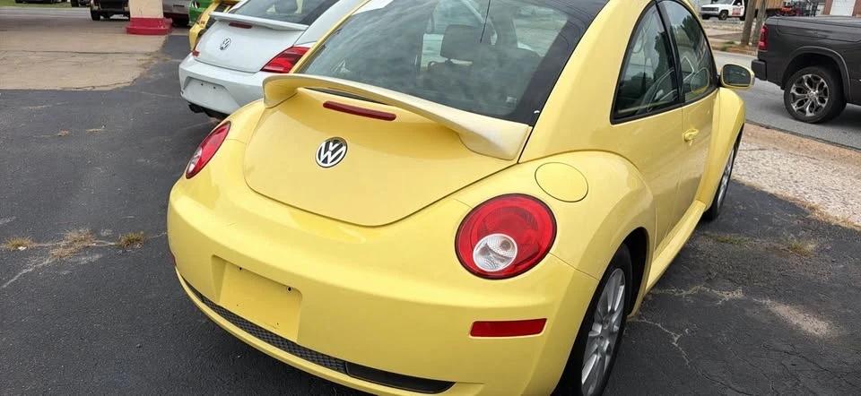 2009 Volkswagen New Beetle - Image 7 of 7