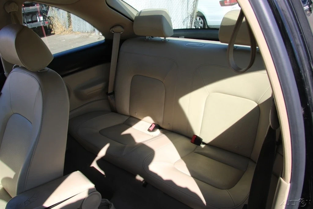 2009 Volkswagen New Beetle - Image 17 of 21