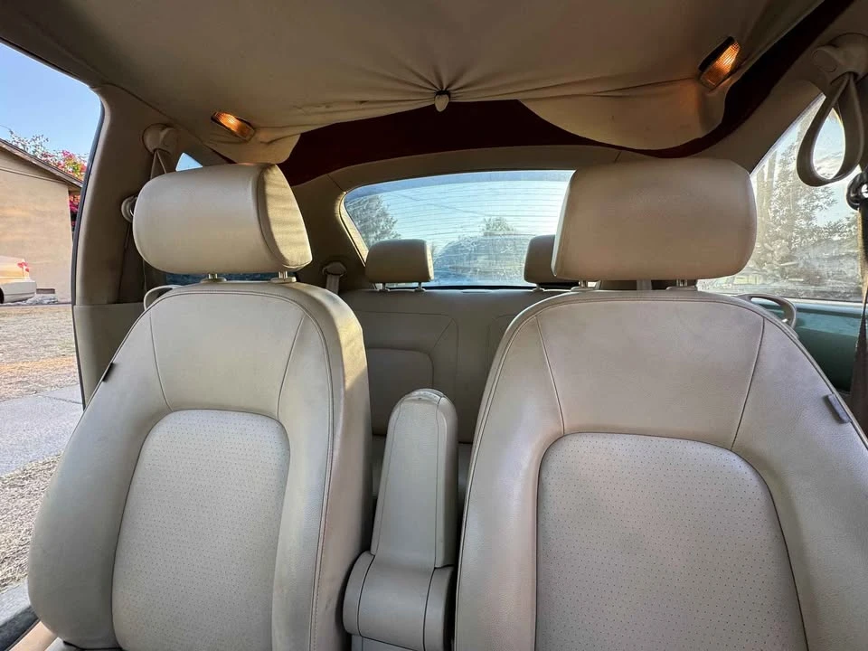 2009 Volkswagen New Beetle - Image 10 of 11