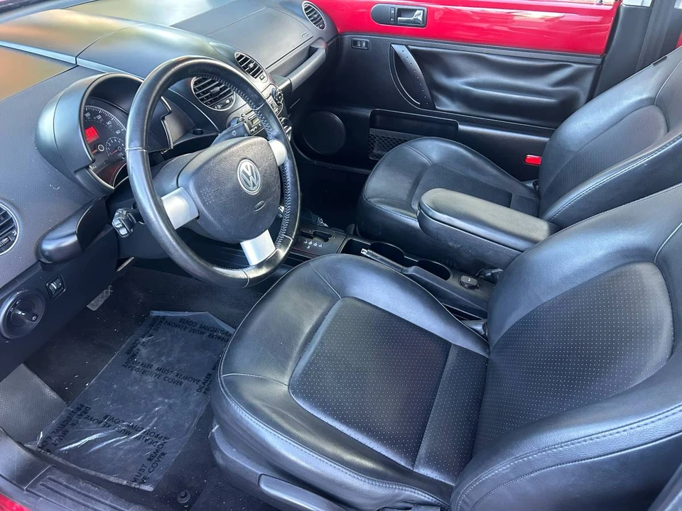 2009 Volkswagen New Beetle - Image 3 of 7
