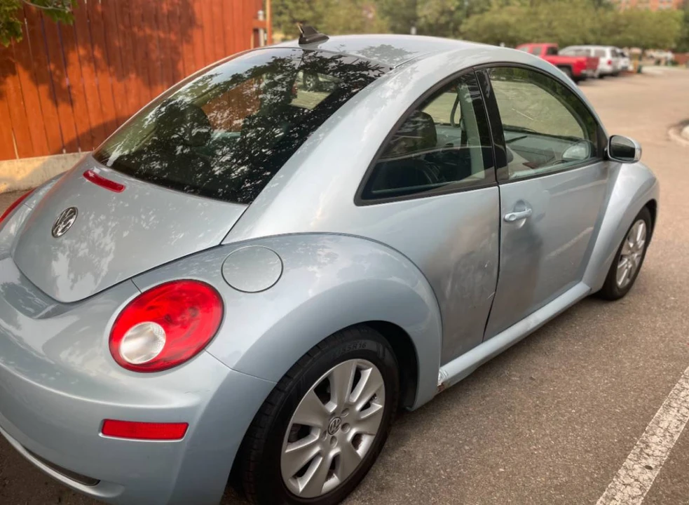 2009 Volkswagen New Beetle - Image 7 of 20
