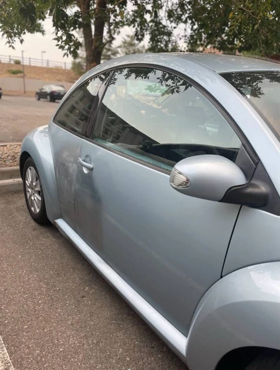 2009 Volkswagen New Beetle - Image 8 of 20